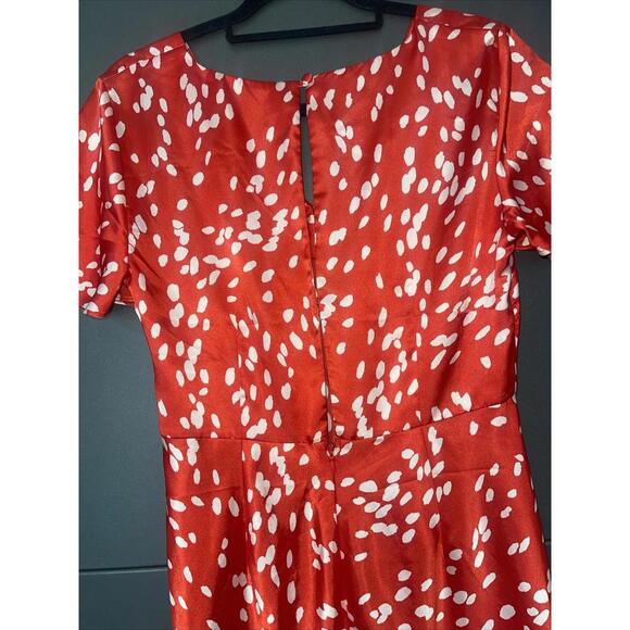 Topshop Red Silky Polka Dot Button Down Midi front slit  Dress Size 10 - Picture 9 of 10
